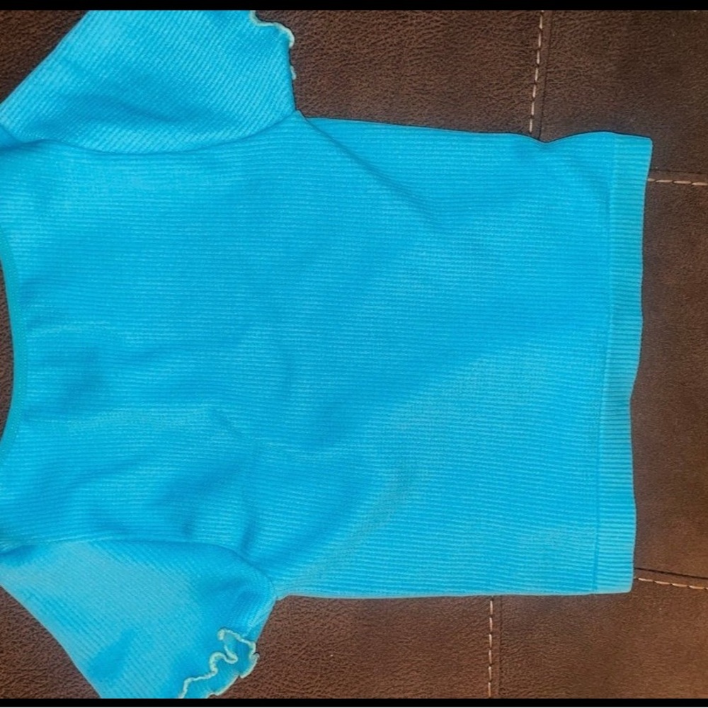 Two piece set - Picture 4 of 5